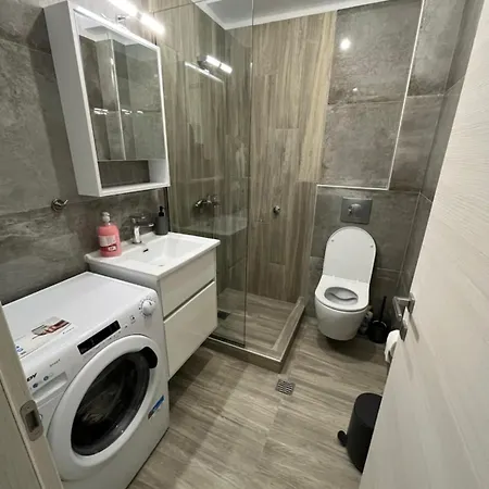 Palm Residential Apartment Orfanion